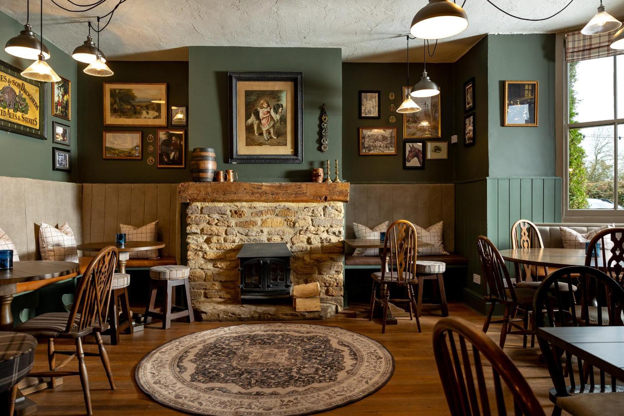 The Olde Coach House Inn Ashby Saint Ledgers Εξωτερικό φωτογραφία