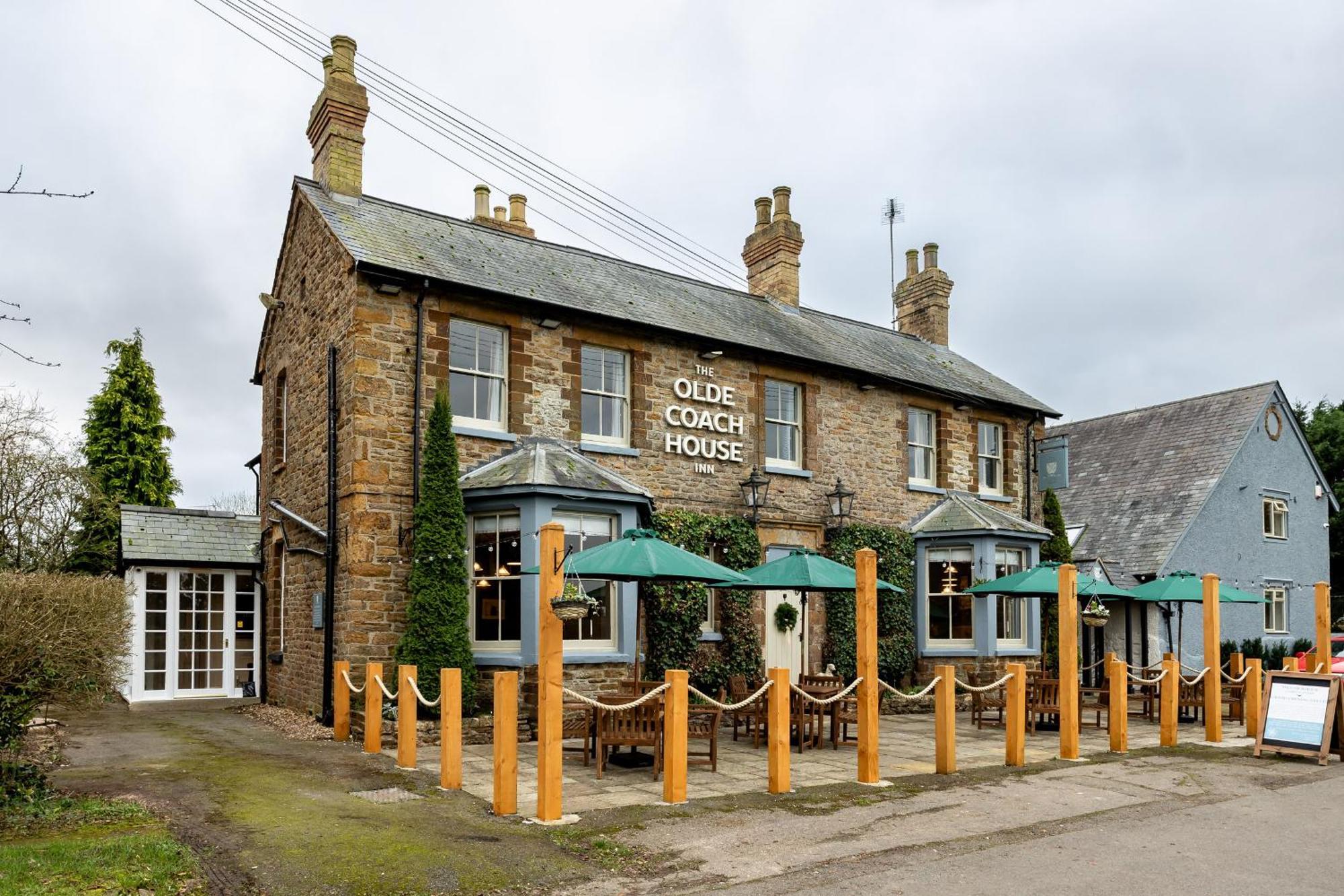The Olde Coach House Inn Ashby Saint Ledgers Εξωτερικό φωτογραφία