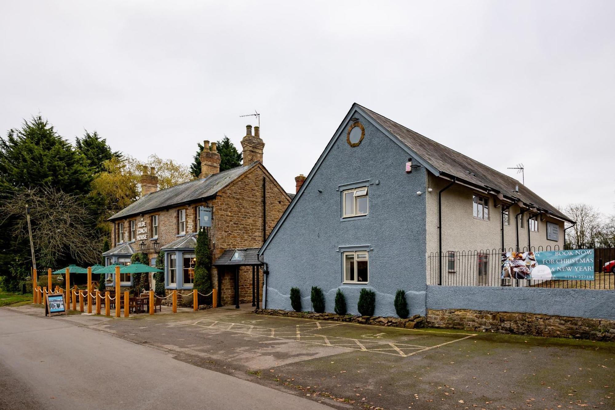 The Olde Coach House Inn Ashby Saint Ledgers Εξωτερικό φωτογραφία