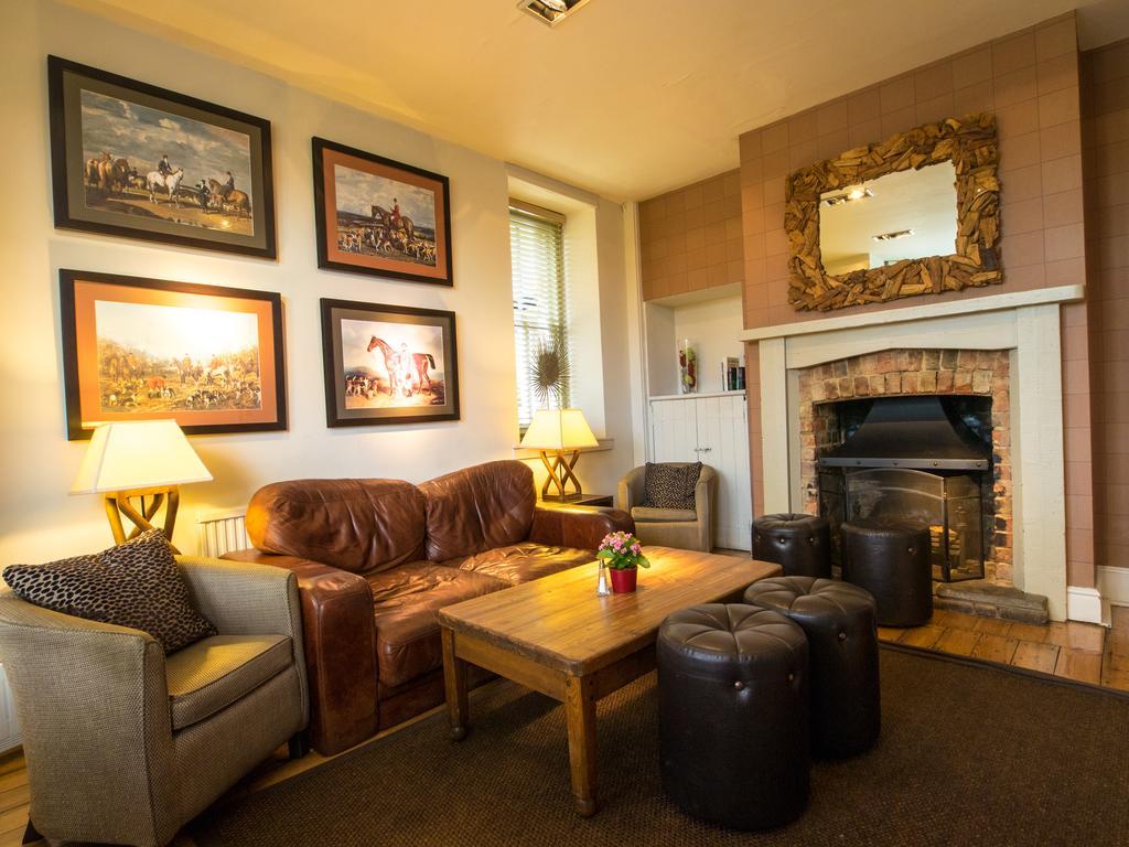 The Olde Coach House Inn Ashby Saint Ledgers Εξωτερικό φωτογραφία