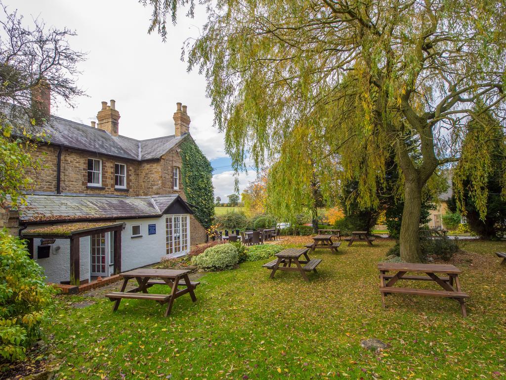The Olde Coach House Inn Ashby Saint Ledgers Εξωτερικό φωτογραφία