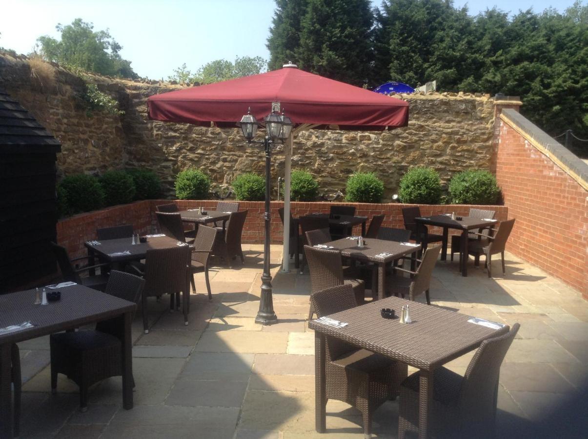 The Olde Coach House Inn Ashby Saint Ledgers Εξωτερικό φωτογραφία